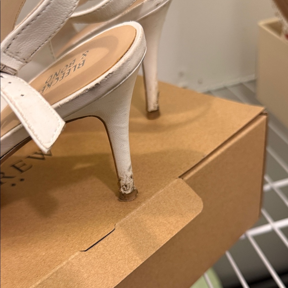 Bleeker & Bond Elegant White Slingback Heels - Picture 5 of 7
